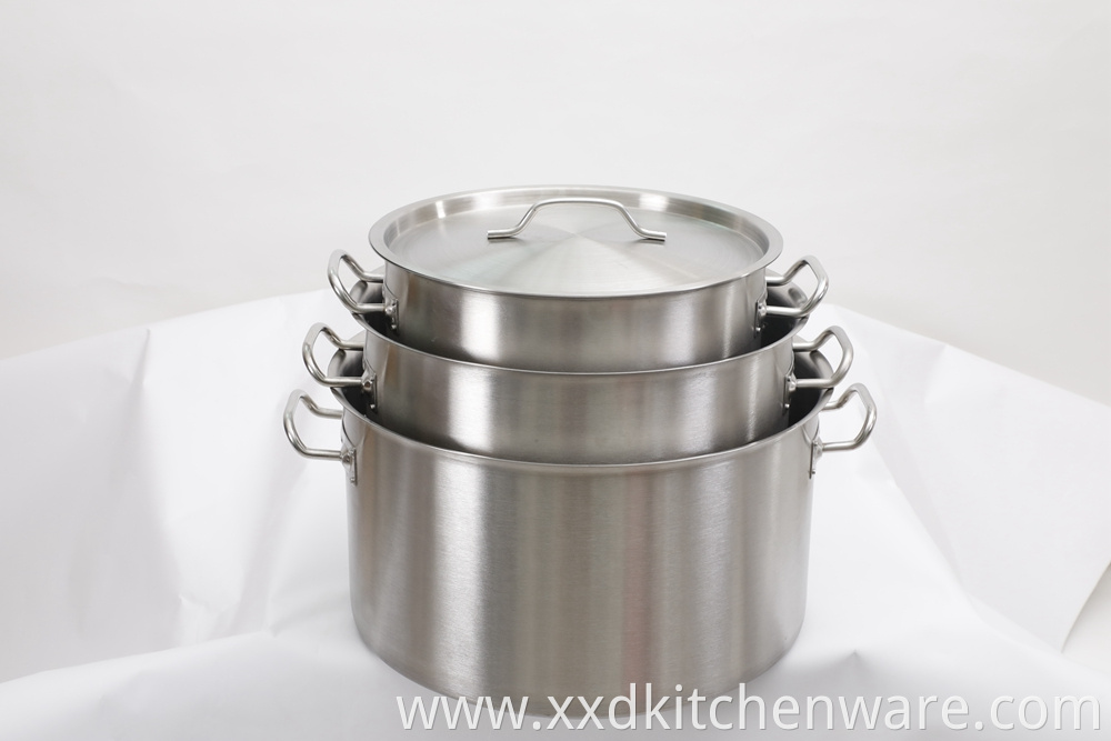 Polished stainless steel Stockpot